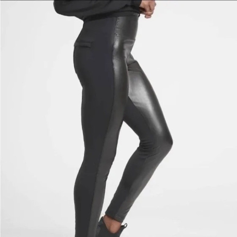 Athleta Delancey Shine Tight